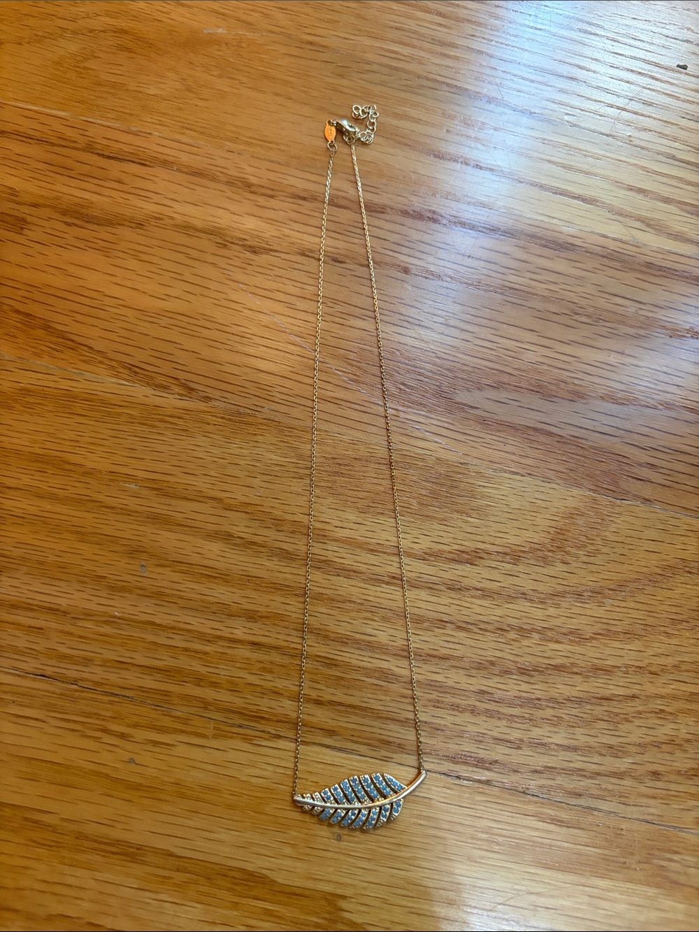 Gold Leaf Pendant Necklace